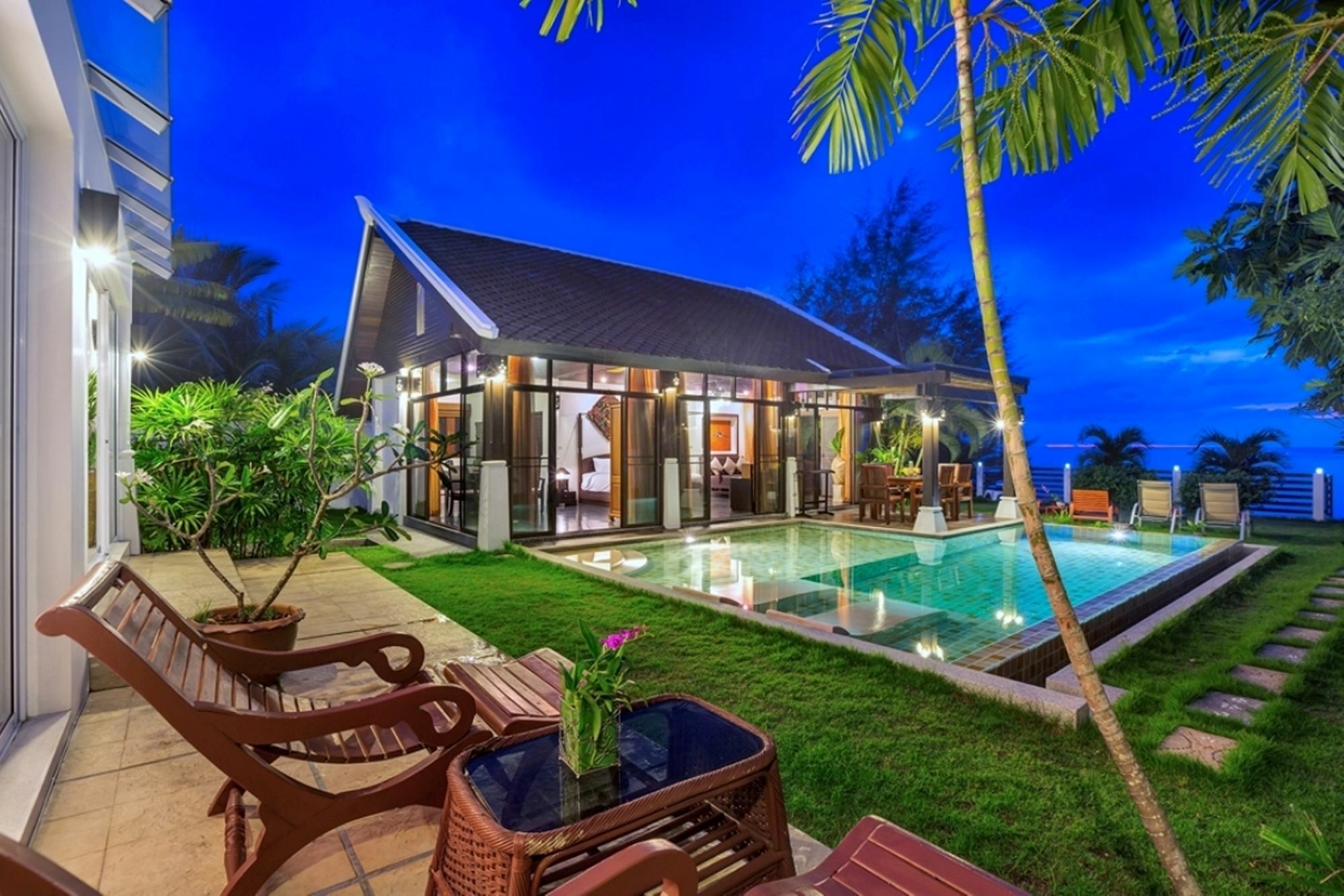 Emerald Sands - Beach Front 4 Bed Pool Villa 苏梅岛 外观 照片